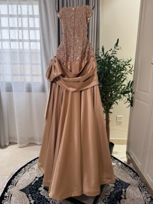 ⁦فستان مناسبات فخم⁩ - الصورة ⁦3⁩