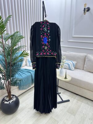 ⁦فستان سهرة لون أسود⁩ - الصورة ⁦3⁩