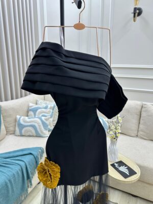 ⁦فستان سهرة لون أسود⁩ - الصورة ⁦5⁩