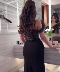 Alternative view of فستان أسود بتفاصيل يروي أناقة أنثوية جريئة