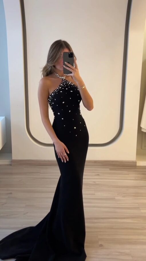 فستان سهرة لون أسود