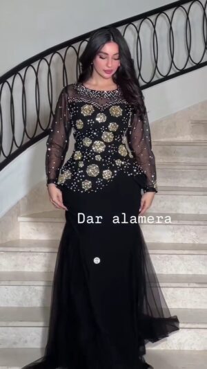 فستان سهرة بلون أسود طويل