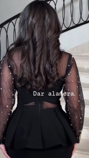 ⁦فستان سهرة بلون أسود طويل⁩ - الصورة ⁦2⁩