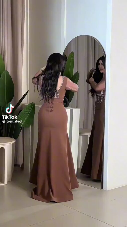 ⁦فستان سهرة لون بني⁩ - الصورة ⁦2⁩
