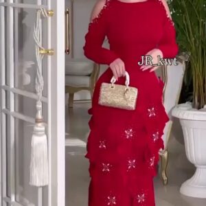 فستان سهرة لون أحمر فخم وانيق