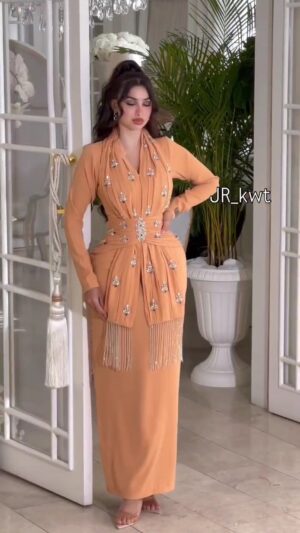 فساتين سهرة طويلة فخمة 2025