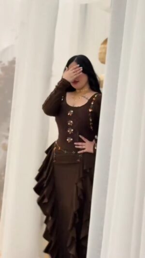 فساتين سهرة لون بني