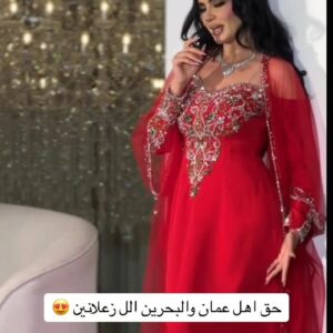 فستان سهرة بحريني