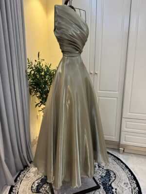 ⁦فستان سهرة بلمعة بالون جميلة⁩ - الصورة ⁦6⁩