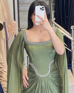 ⁦فستان سهرة لون زيتي⁩ - الصورة ⁦5⁩
