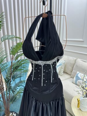 ⁦فستان اسود فخم وانيق⁩ - الصورة ⁦3⁩