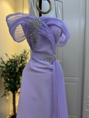 ⁦فستان سهرة لون موف فاتح⁩ - الصورة ⁦2⁩