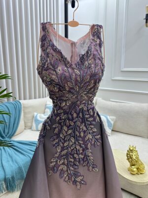 ⁦فستان سهرة راقي⁩ - الصورة ⁦2⁩