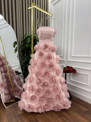 ⁦فستان سهرة منفوش⁩ - الصورة ⁦4⁩