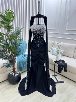 ⁦فستان سهرة لون اسود⁩ - الصورة ⁦3⁩