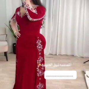فستان سهرة لون أحمر