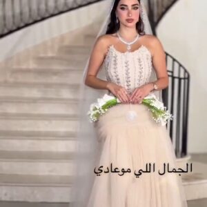 فستان سهرة لون بيج