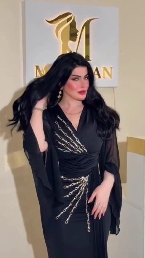 ⁦فستان سهرة ناعم⁩ - الصورة ⁦2⁩