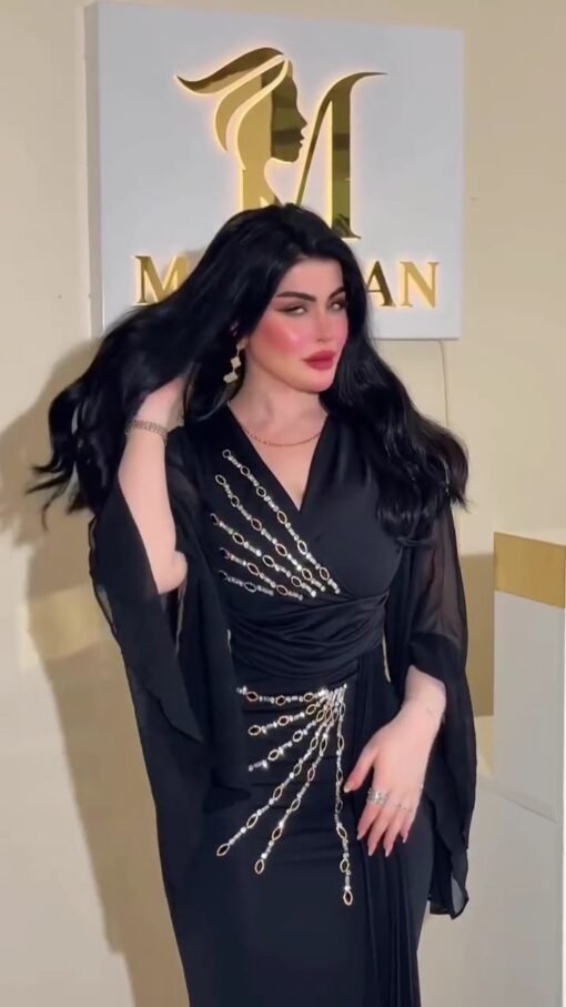 ⁦فستان سهرة ناعم⁩ - الصورة ⁦2⁩