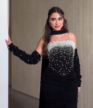 ⁦فستان سهرة لون اسود⁩ - الصورة ⁦2⁩