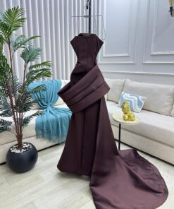 Alternative view of فستان بني داكن يناسب المناسبات الرسمية الفاخرة"