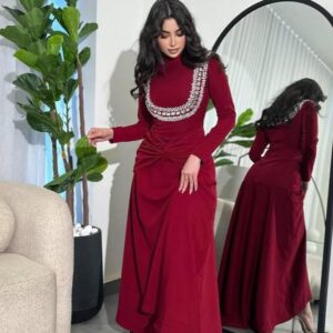 فستان سهرة لون أحمر