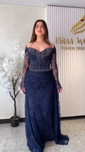 فستان سهرة كحلي فخم دانتيل بأكمام طويلة