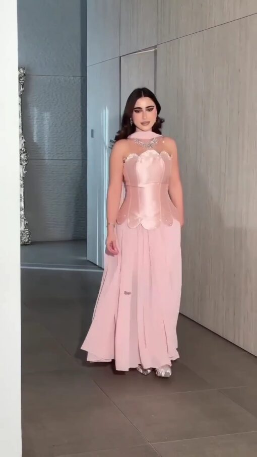فستان سهرة ناعم