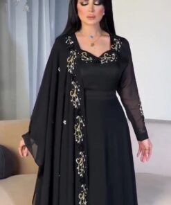 فستان سهرة باللون أسود