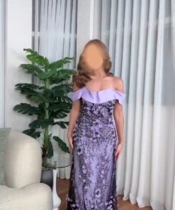 فستان خطوبة رومانسي ناعم