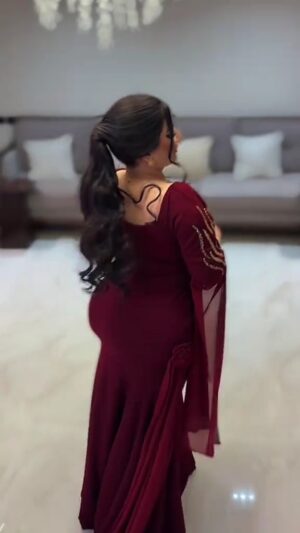 ⁦فستان سهرة كريب استرتش⁩ - الصورة ⁦2⁩