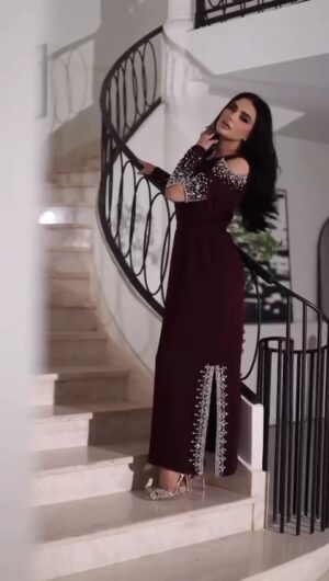 فستان لون نبيتي