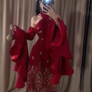 فستان سهرة أحمر فاخر
