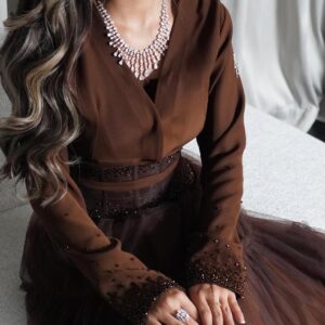 فستان سهرة بلون بني