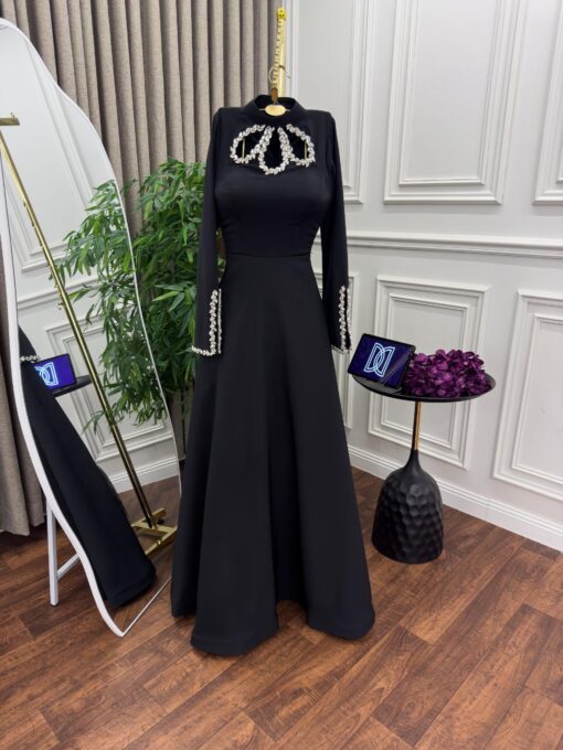 ⁦فساتين سهرة باللون الاسود⁩ - الصورة ⁦3⁩