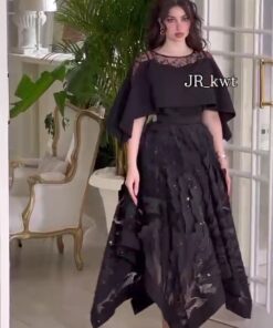 فستان أسود فخم وراقي بلمسة ملكية