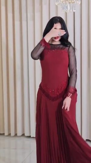 فساتين سهرة ناعمة