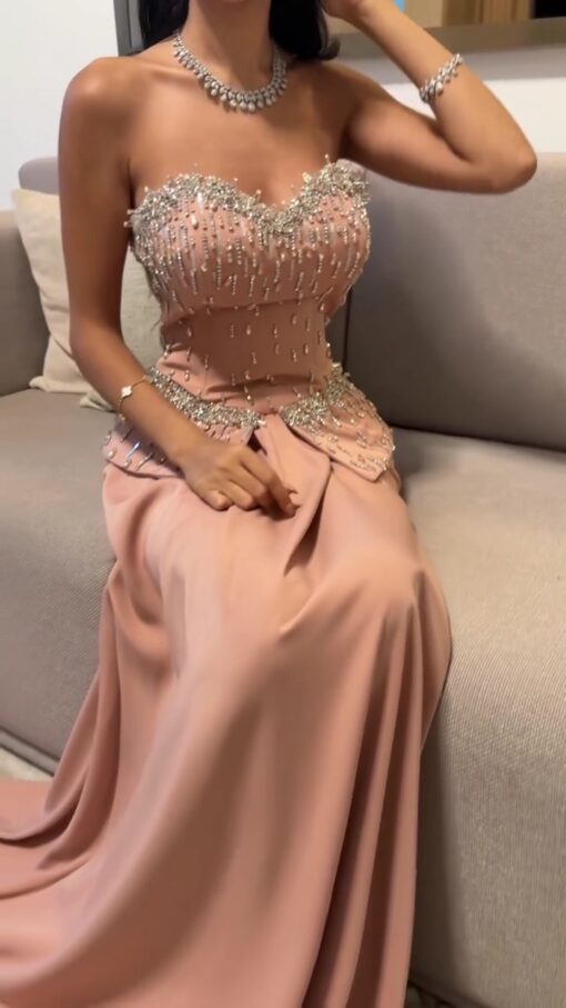 ⁦فستان سهرة لون وردي⁩ - الصورة ⁦6⁩