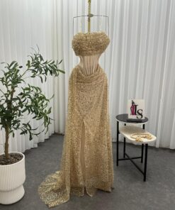 Alternative view of فستان سهرة بدون أكمام