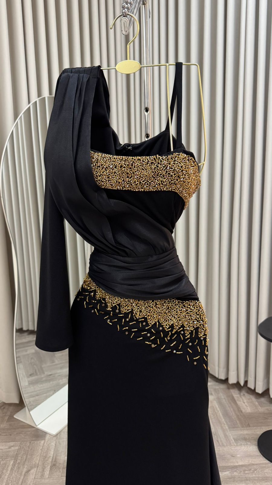 فستان سهرة اسود فخم وانيق - الصورة 5