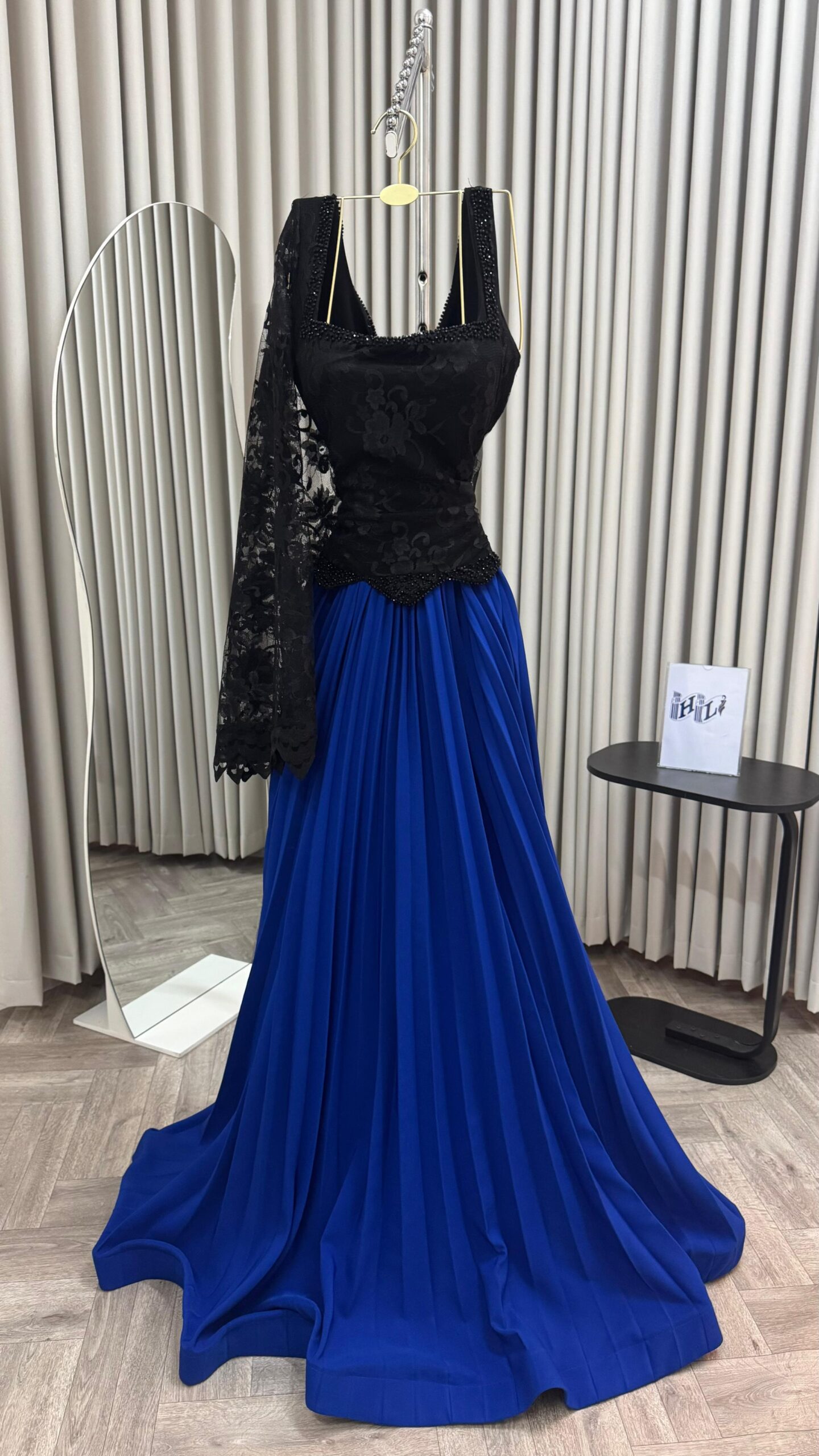 فساتين مناسبات - الصورة 3