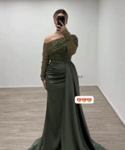 فساتين لون زيتي