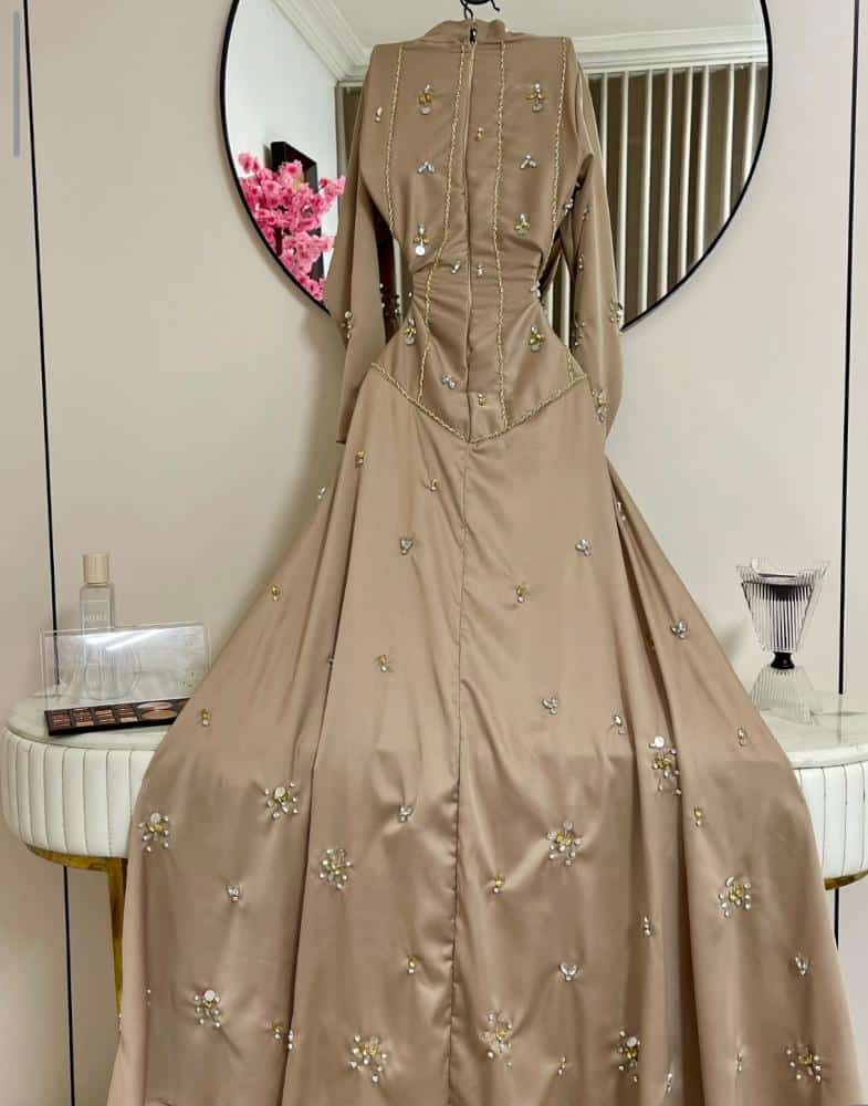 فستان سهرة طويل محتشم - الصورة 4