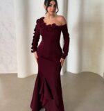 فساتين لون نبيتي