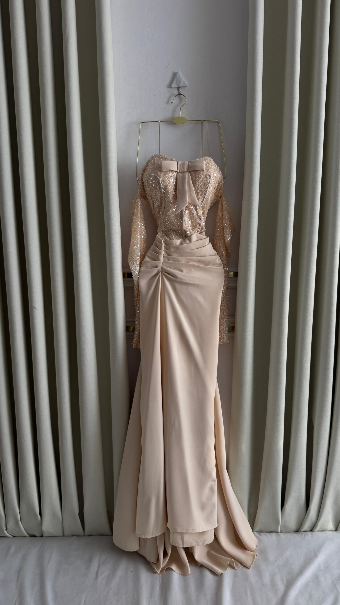 فستان سهرة بيج - الصورة 3