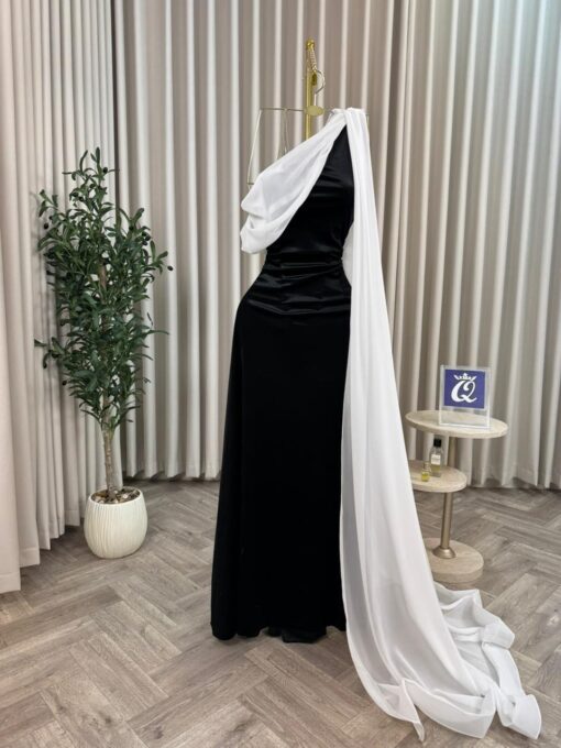⁦فستان سهرة مخمل⁩ - الصورة ⁦4⁩