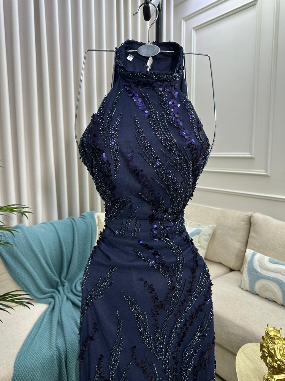 فستان كحلي مطرز - الصورة 3