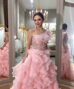 فستان سهرة لون وردي