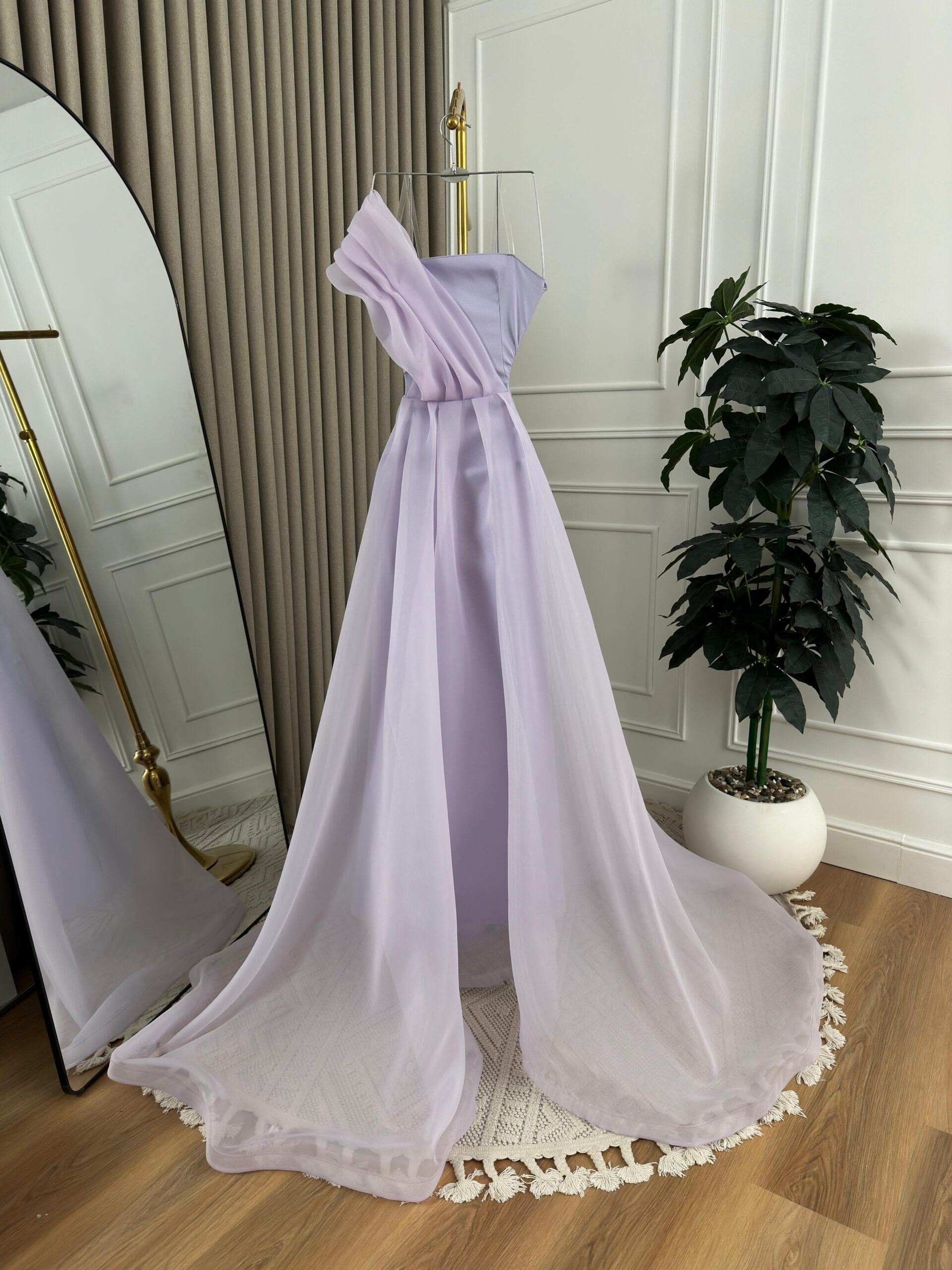 فستان سهرة موف بذيل طويل - الصورة 4