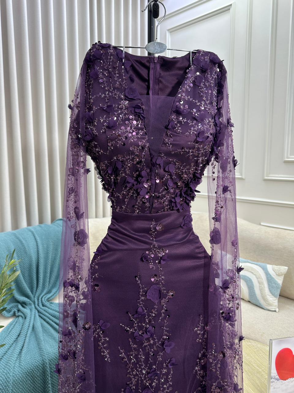 فستان سهرة بنفسجي فخم مطرز - الصورة 5